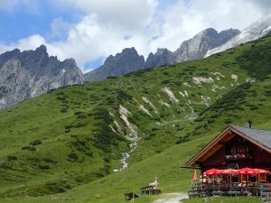 wanderung entlang des hochkönig